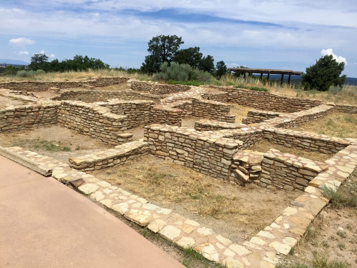 Exploring the the Dominguez and Escalante Pueblos.